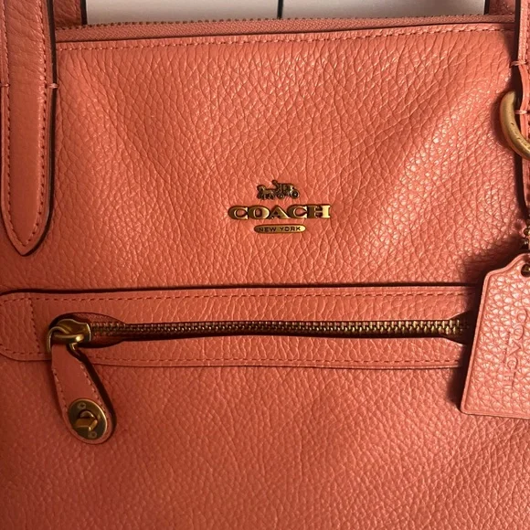 EUC coach pebble tote - authentic - Picture 10 of 11